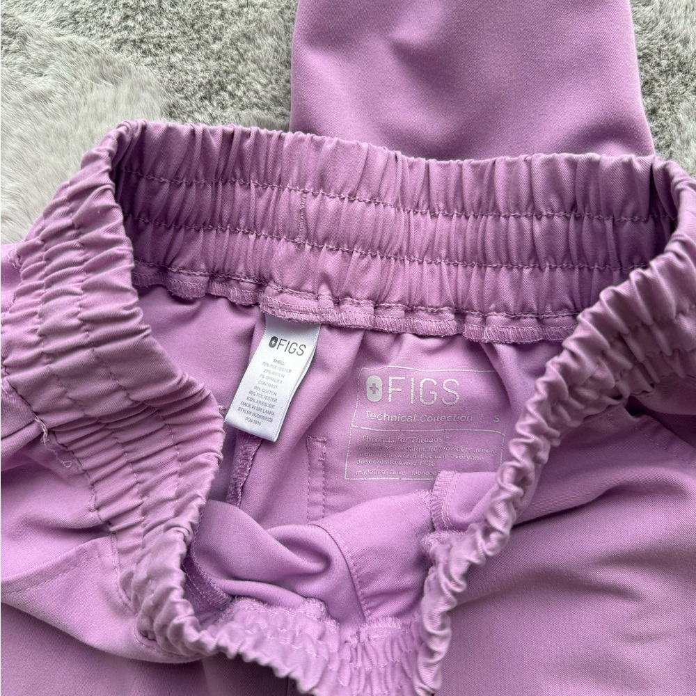 Figs Scrub Set - image 2